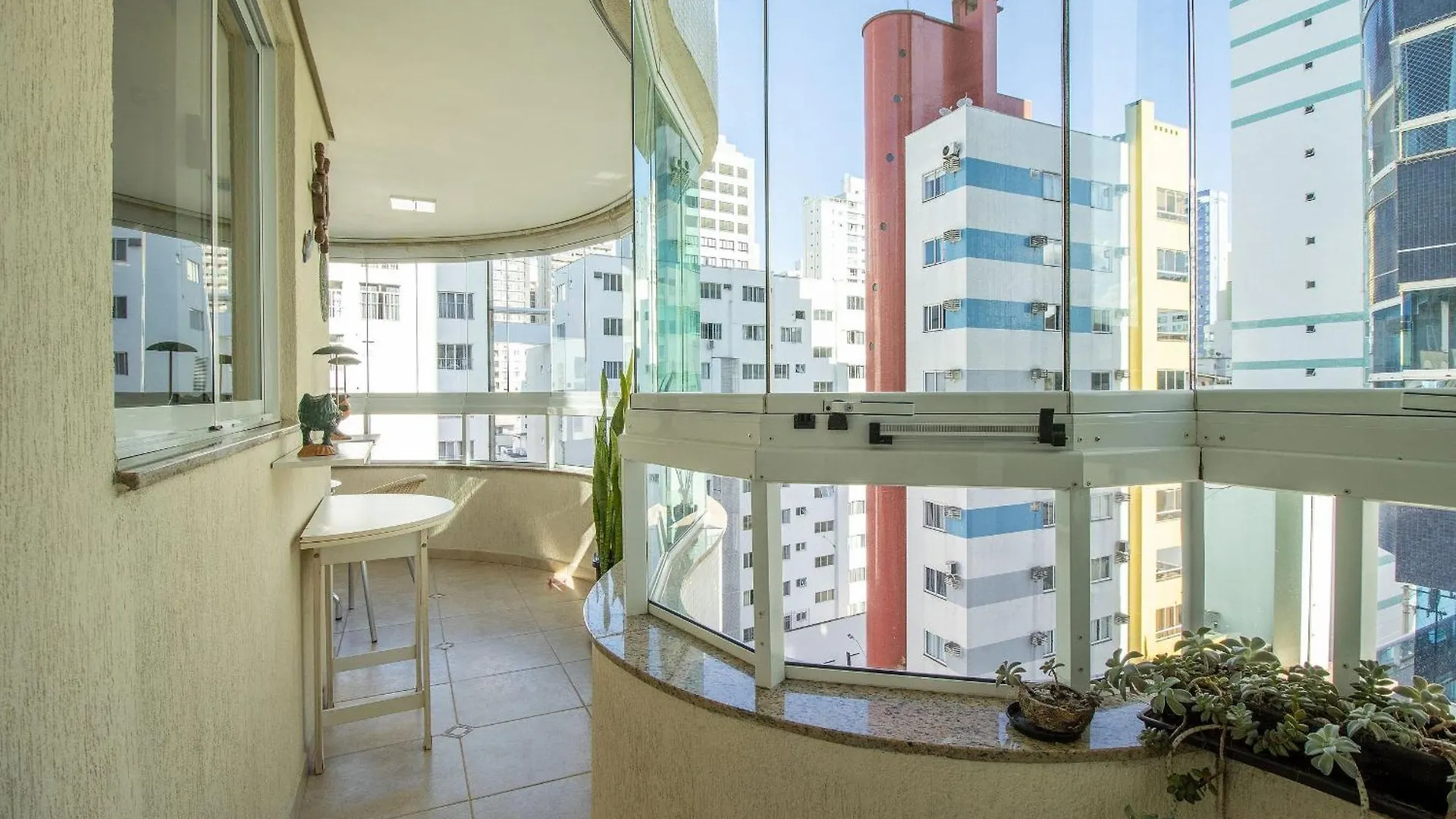Mtc82 - 2 Dorm, Sacada, Churrasqueira, Garagem Balneario Camboriu Brezilya