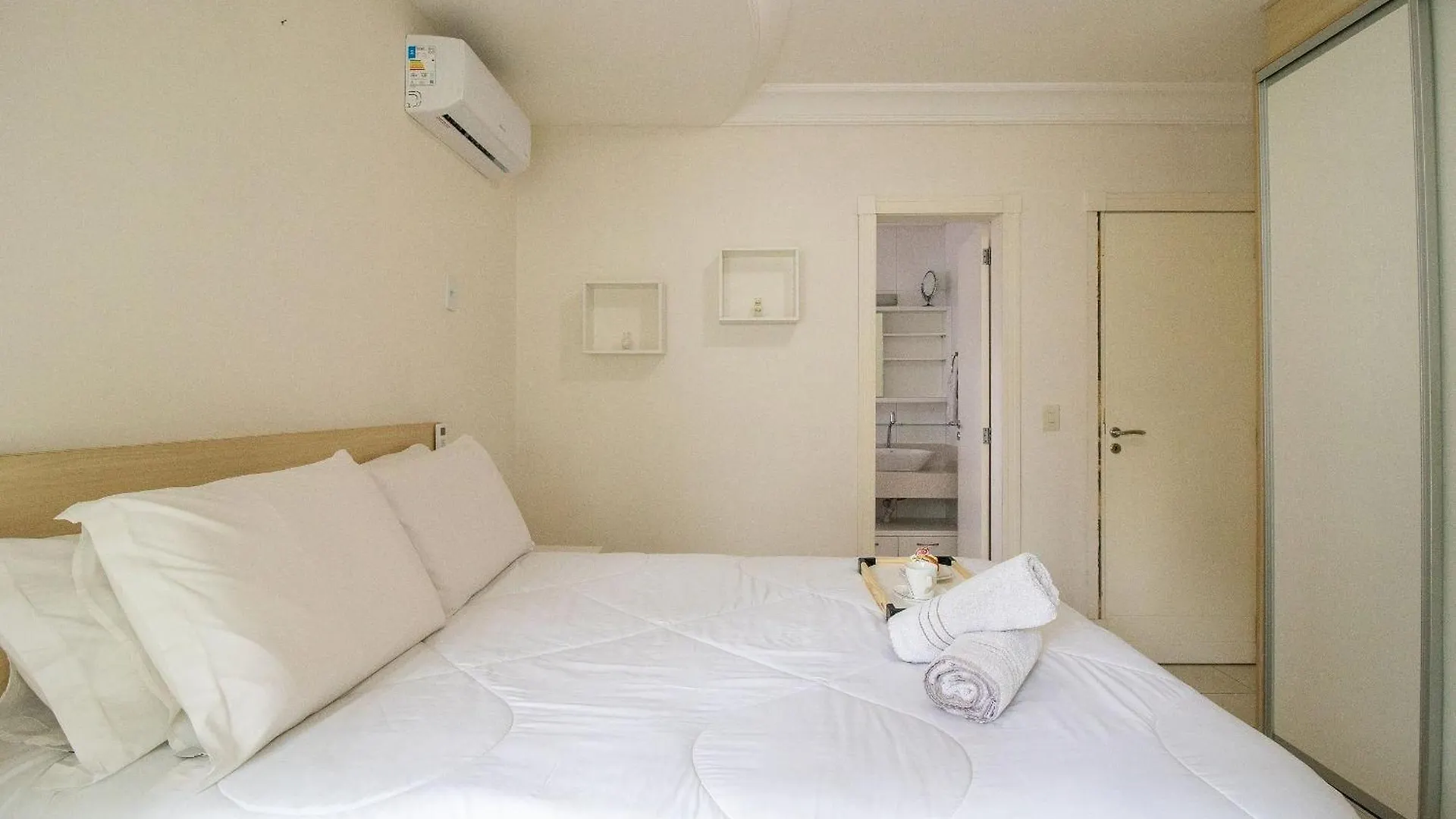 Daire Mtc82 - 2 Dorm, Sacada, Churrasqueira, Garagem Balneario Camboriu
